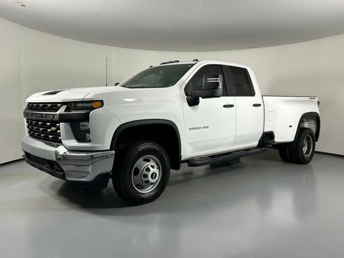 Used 2022 Chevrolet Silverado 3500 W/T w/ WT Convenience Package image 3