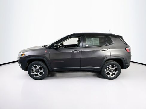 Used 2022 Jeep Compass Trailhawk w/ Sun and Sound Group AWD/4WD image 8