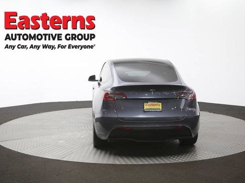Used 2021 Tesla Model Y Long Range AWD/4WD image 34
