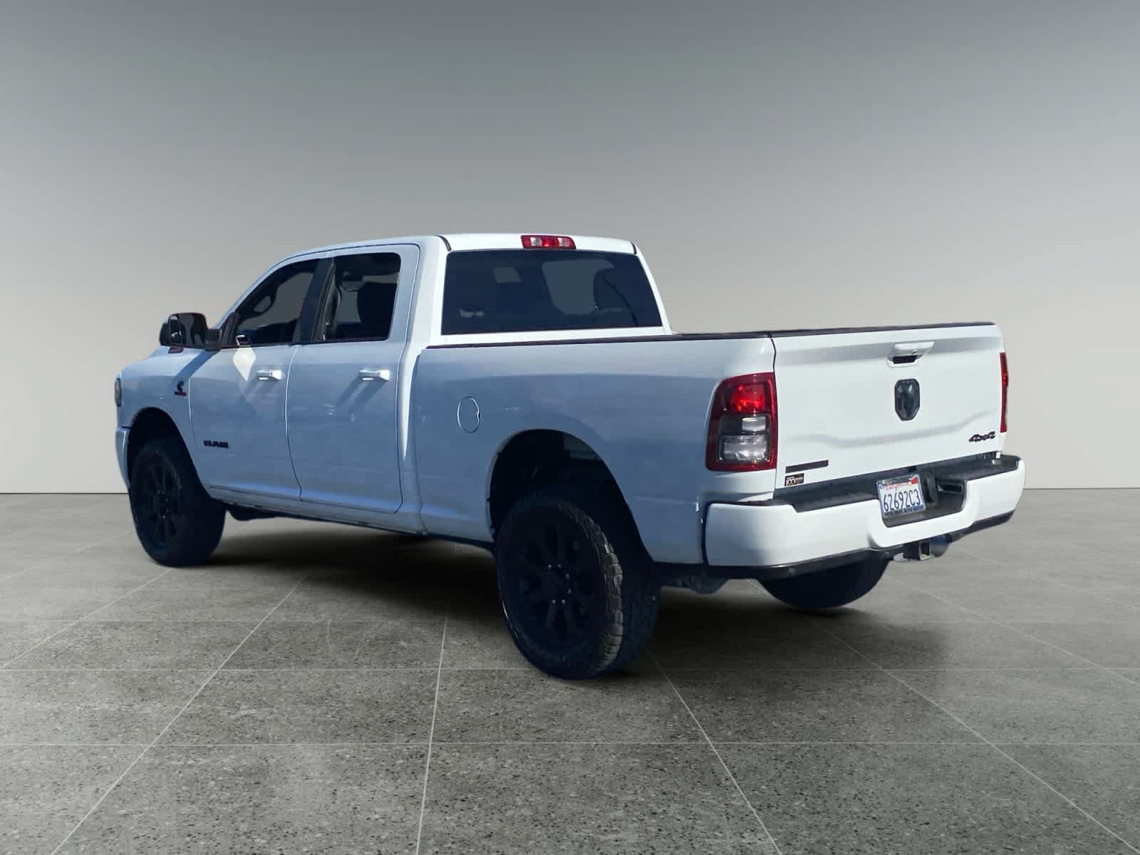 Used 2020 RAM 2500 Big Horn w/ Night Edition AWD/4WD image 3