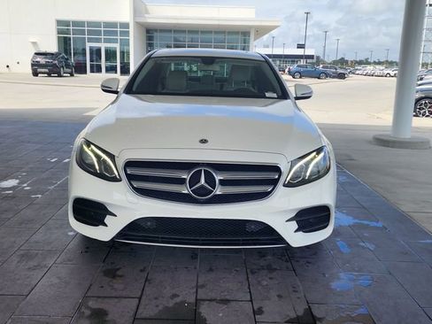 Used 2018 Mercedes-Benz E 300 image 3