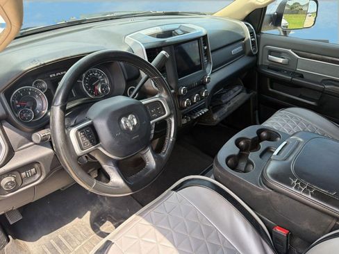 Used 2020 RAM 2500 Big Horn w/ Level 1 Equipment Group AWD/4WD image 4