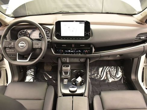 Used 2023 Nissan Rogue SL w/ SL Premium Package AWD/4WD image 11