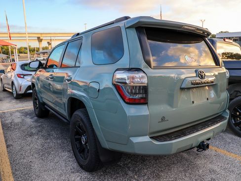 Used 2022 Toyota 4Runner Trail Special Edition AWD/4WD image 10
