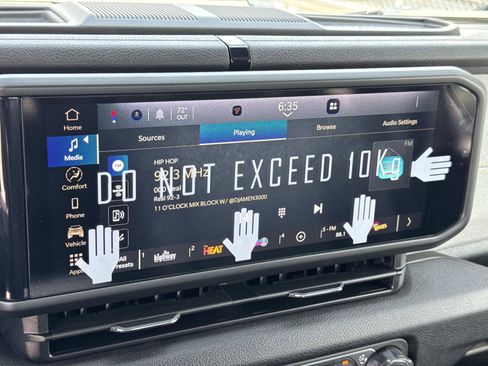 New 2026 Jeep Gladiator Sport image 11