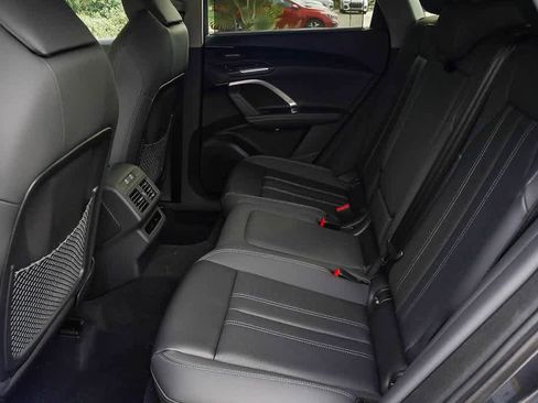 New 2025 Audi Q5 Premium Plus image 21