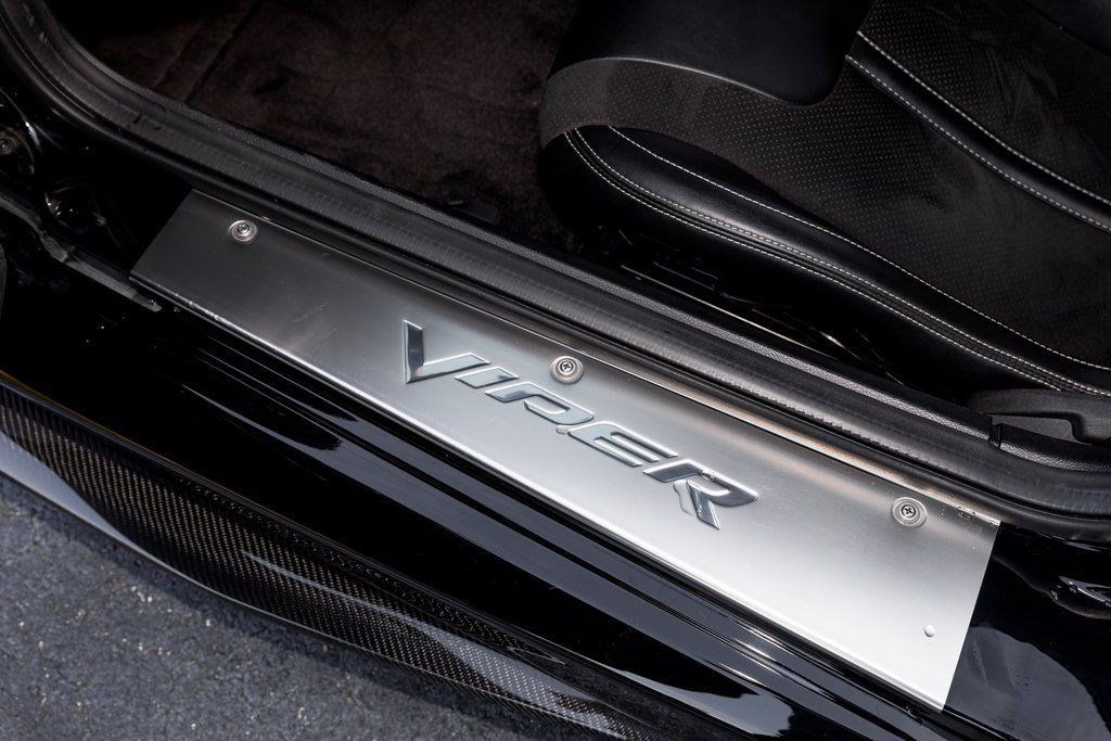 Used 2017 Dodge Viper GTC w/ ACR Package RWD image 32