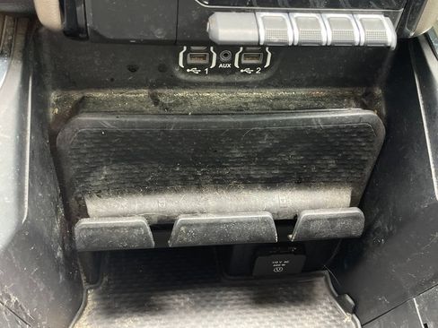 Used 2020 RAM 1500 Laramie AWD/4WD image 45