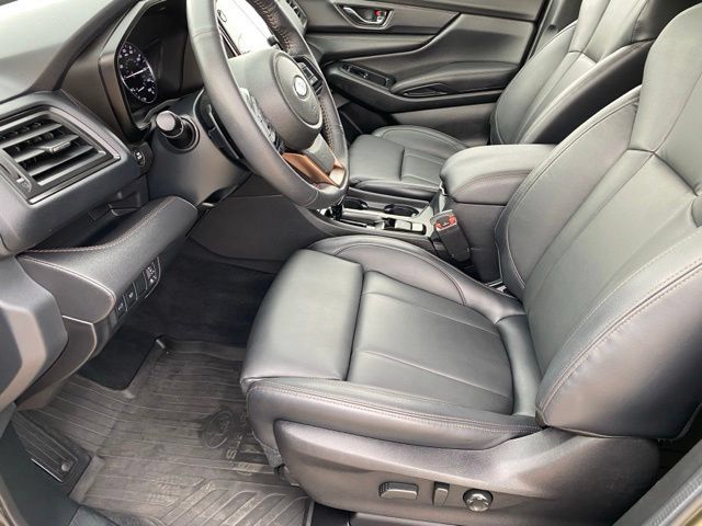 Certified 2025 Subaru Ascent Bronze Edition AWD/4WD image 10