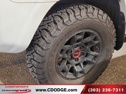 Used 2022 Toyota 4Runner TRD Pro AWD/4WD image 4