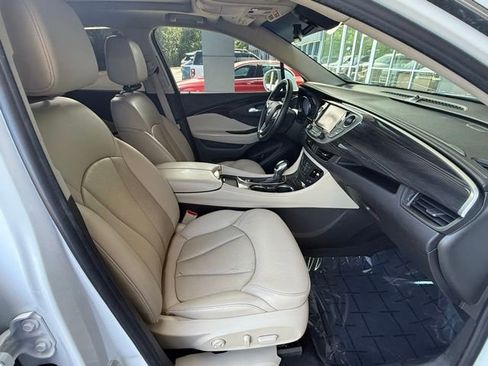 Used 2020 Buick Envision Essence w/ Experience Buick Package FWD image 18