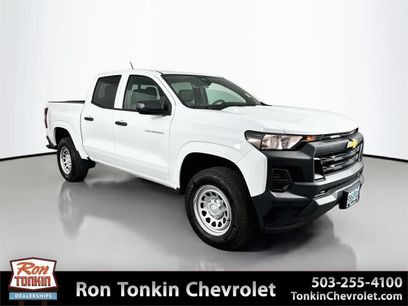 Used 2025 Chevrolet Colorado W/T w/ Advanced Trailering Package