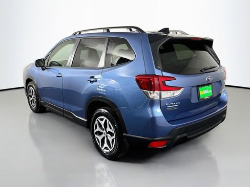 Used 2024 Subaru Forester Premium AWD/4WD image 7