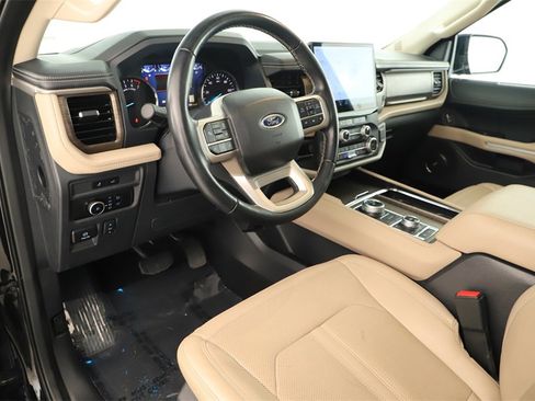 Used 2024 Ford Expedition Max Limited image 15
