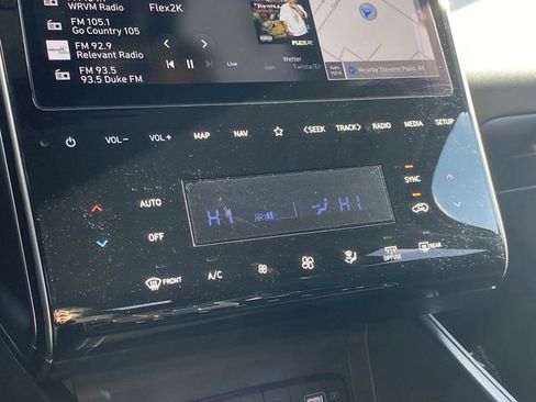 Used 2023 Hyundai Tucson Limited w/ Cargo Package image 21