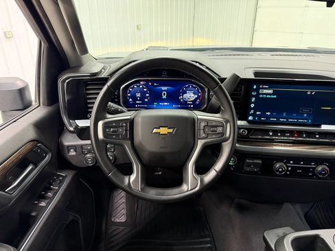 Used 2026 Chevrolet Silverado 2500 LT AWD/4WD image 18
