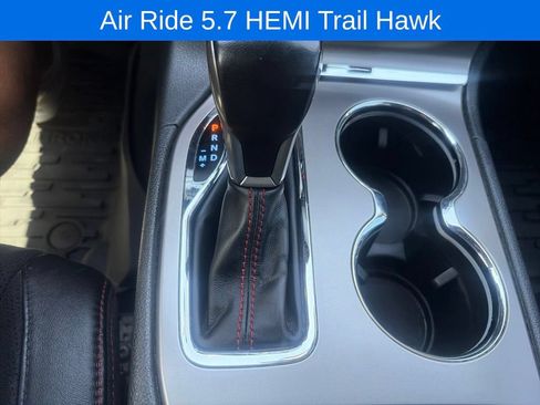 Used 2021 Jeep Grand Cherokee Trailhawk w/ Premium Lighting Group AWD/4WD image 43