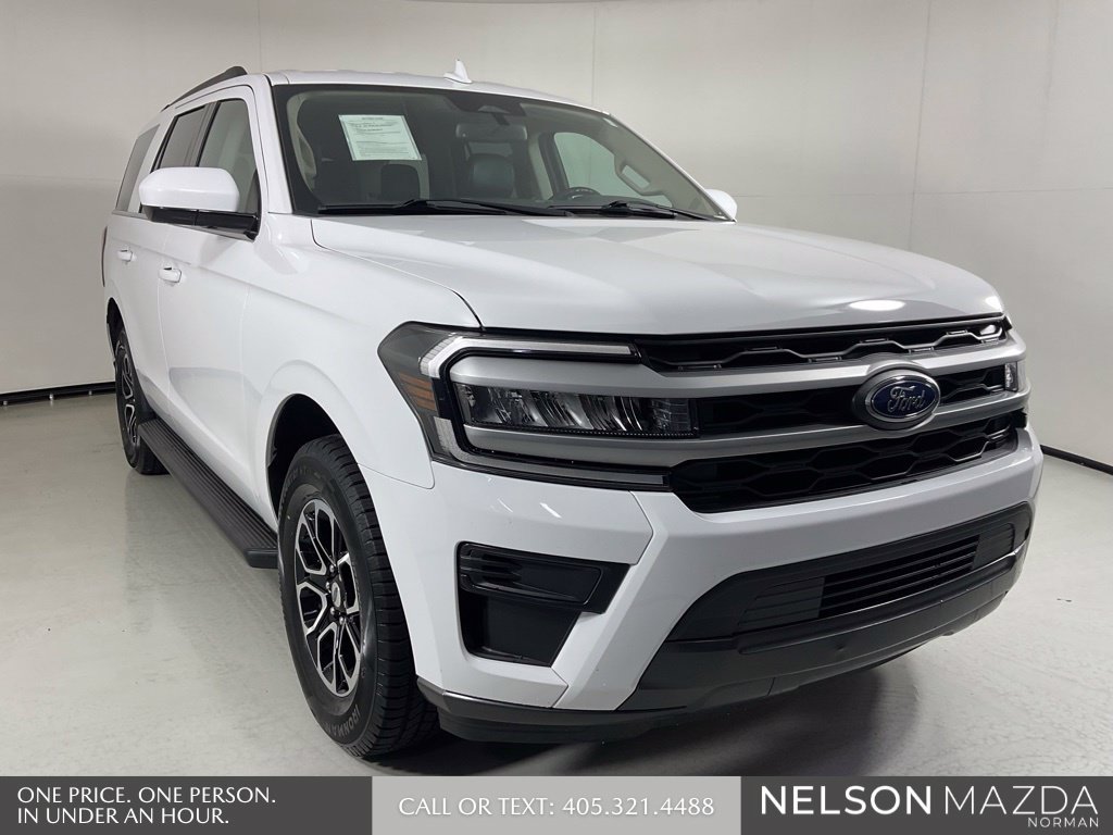 Used 2022 Ford Expedition XLT RWD image 3
