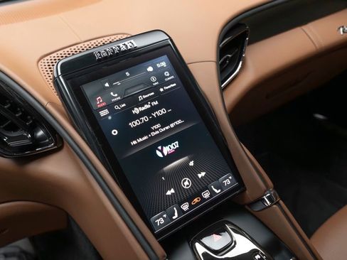 Used 2021 Ferrari Roma image 27