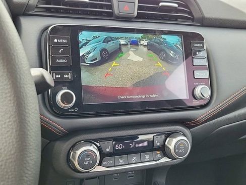 New 2025 Nissan Versa SR w/ Trunk Package FWD image 9