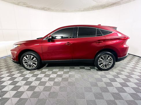 Used 2021 Toyota Venza Limited AWD/4WD image 6