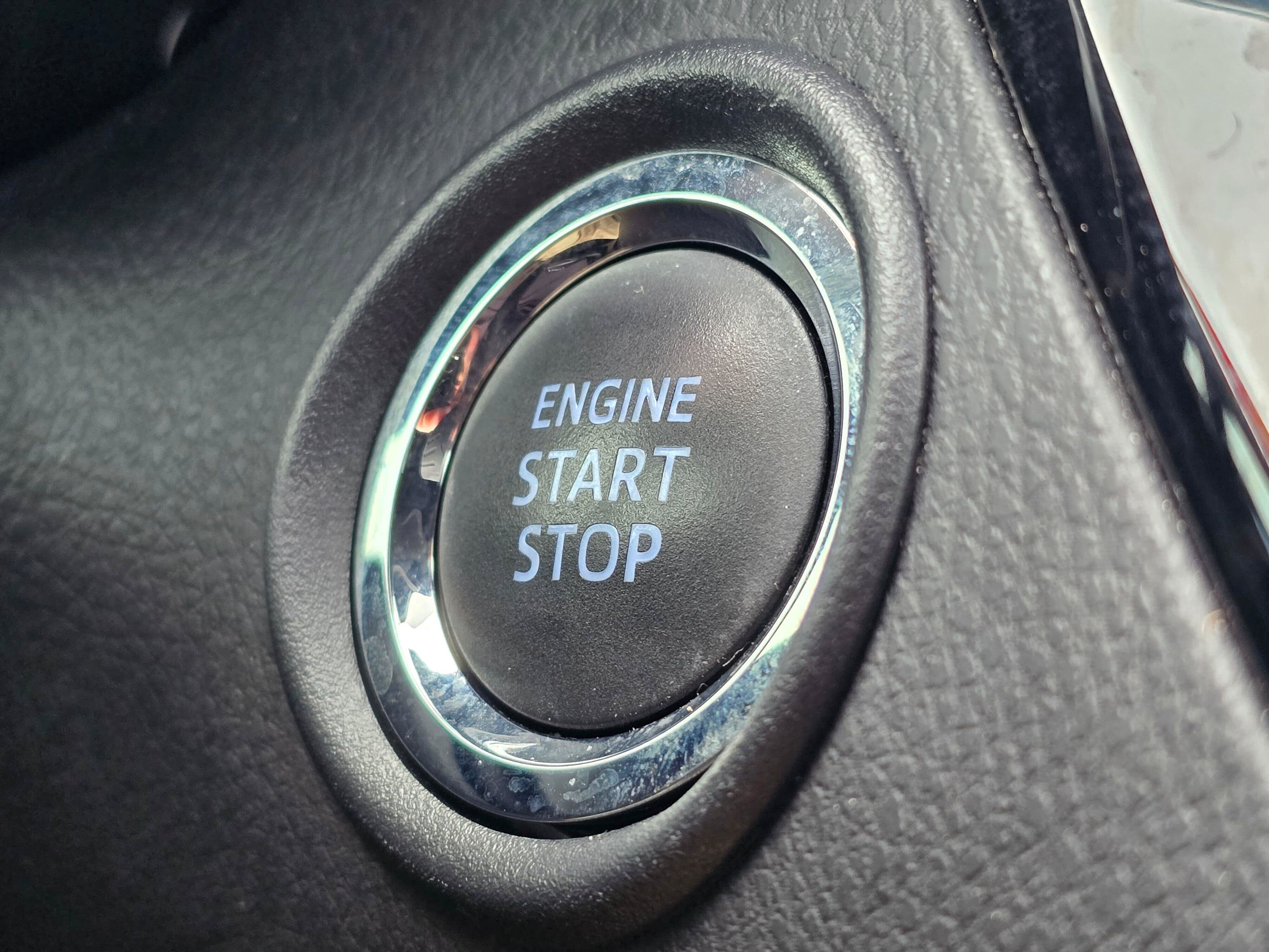 Certified 2021 Toyota C-HR XLE FWD image 26