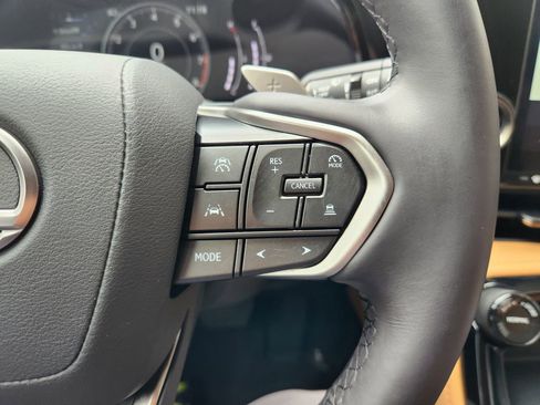 Used 2025 Lexus NX 250 FWD w/ Accessory Package (Z1) image 30