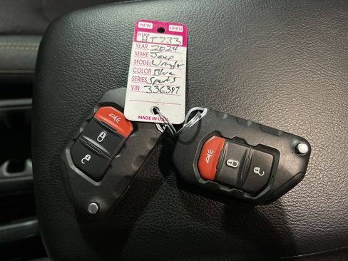 Used 2024 Jeep Wrangler Sport S image 25