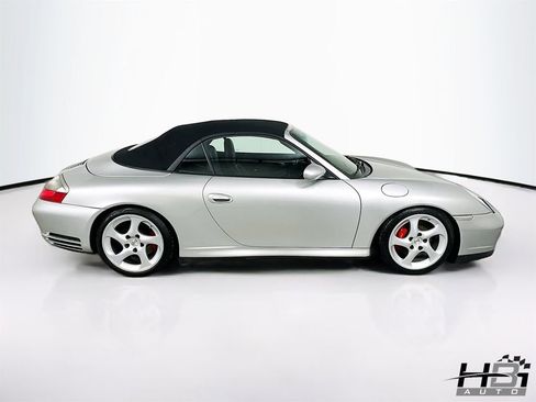 Used 2004 Porsche 911 Carrera 4S image 5