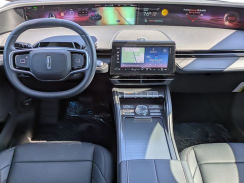 New 2026 Lincoln Nautilus Premier AWD/4WD image 15