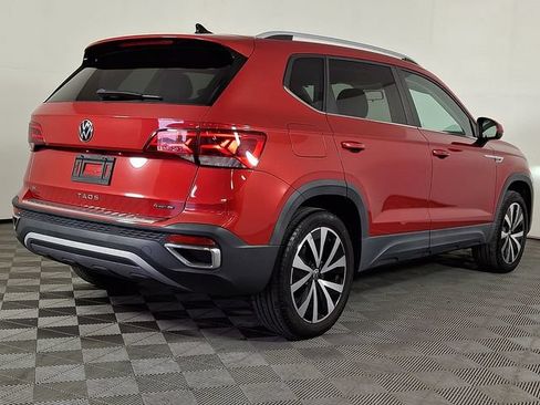 Used 2022 Volkswagen Taos SE AWD/4WD image 9