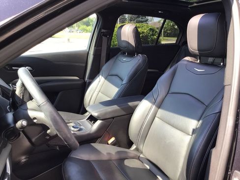 Used 2023 Cadillac XT4 Premium Luxury w/ Technology Package AWD/4WD image 25