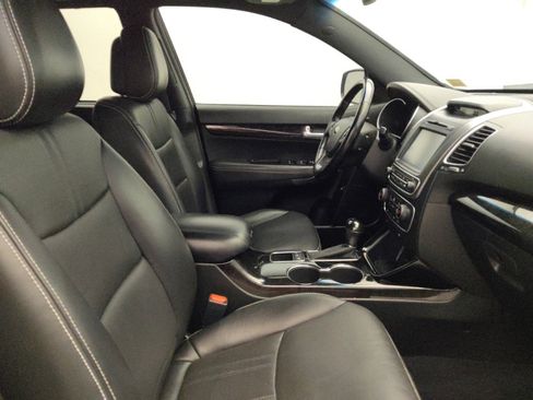 Used 2014 Kia Sorento SX image 21