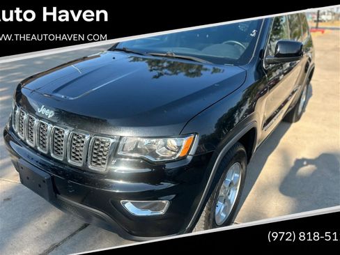 Used 2017 Jeep Grand Cherokee Laredo w/ Quick Order Package 23E AWD/4WD image 1