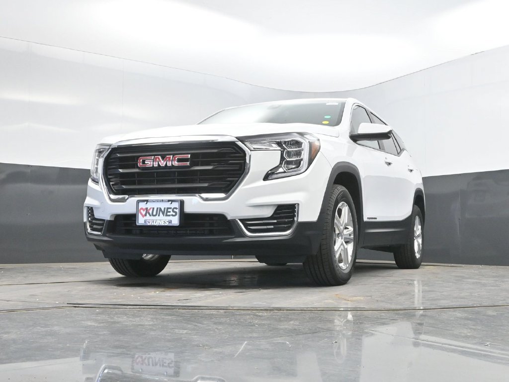 Used 2024 GMC Terrain SLE AWD/4WD image 34