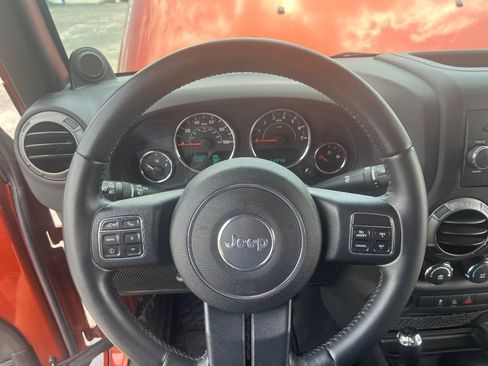 Used 2014 Jeep Wrangler Sport AWD/4WD image 22