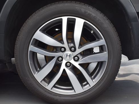 Used 2017 Honda Pilot Touring image 38