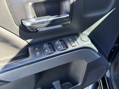 Used 2018 Chevrolet Silverado 1500 LT w/ LPO, Black Pack image 16