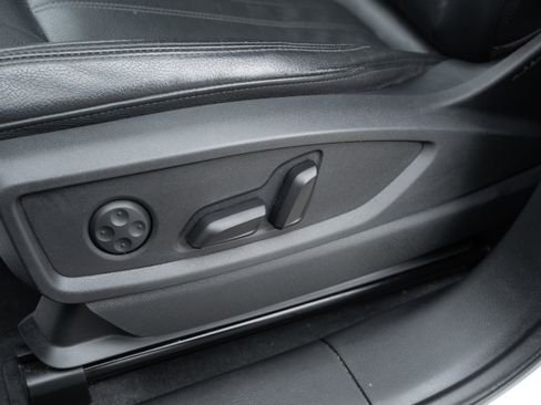 Used 2018 Audi Q5 2.0T Premium image 21