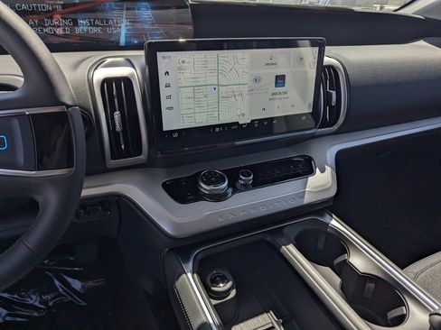 New 2026 Ford Expedition Active AWD/4WD image 10
