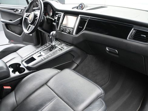 Used 2015 Porsche Macan S AWD/4WD image 16