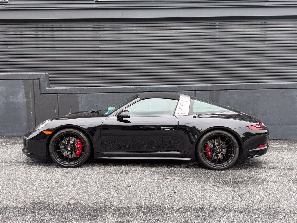 Certified 2018 Porsche 911 Targa 4 GTS AWD/4WD image 2