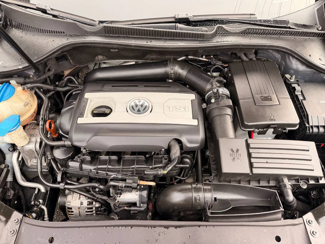 Used 2013 Volkswagen GTI 4-Door FWD image 23