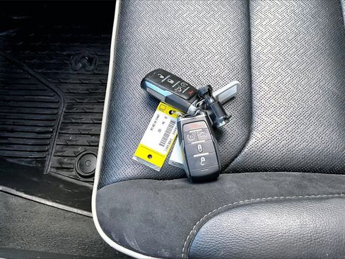 Used 2023 RAM 1500 Laramie image 33