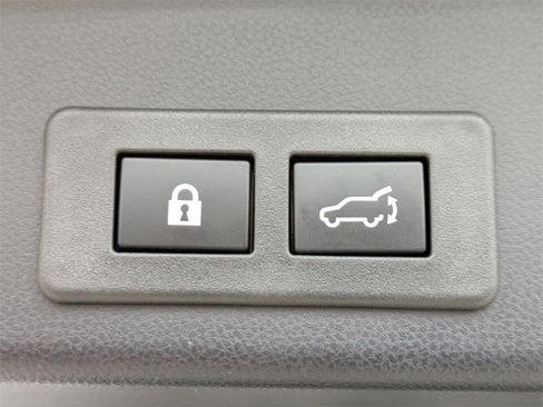 Used 2024 Subaru Ascent Onyx Edition w/ Popular Package Onyx image 13