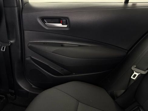 Used 2021 Toyota Corolla LE FWD image 33