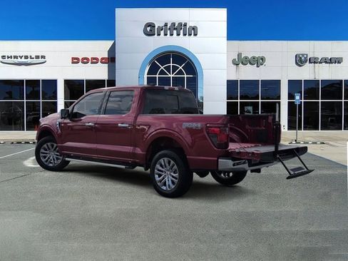 Used 2025 Ford F150 XLT w/ Equipment Group 302A MID image 9