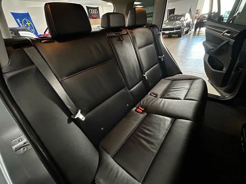 Used 2015 BMW X3 xDrive28d image 12