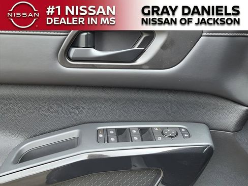 New 2026 Nissan Pathfinder SV image 13