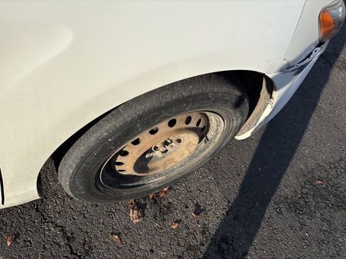 Used 2009 Toyota Camry LE image 8